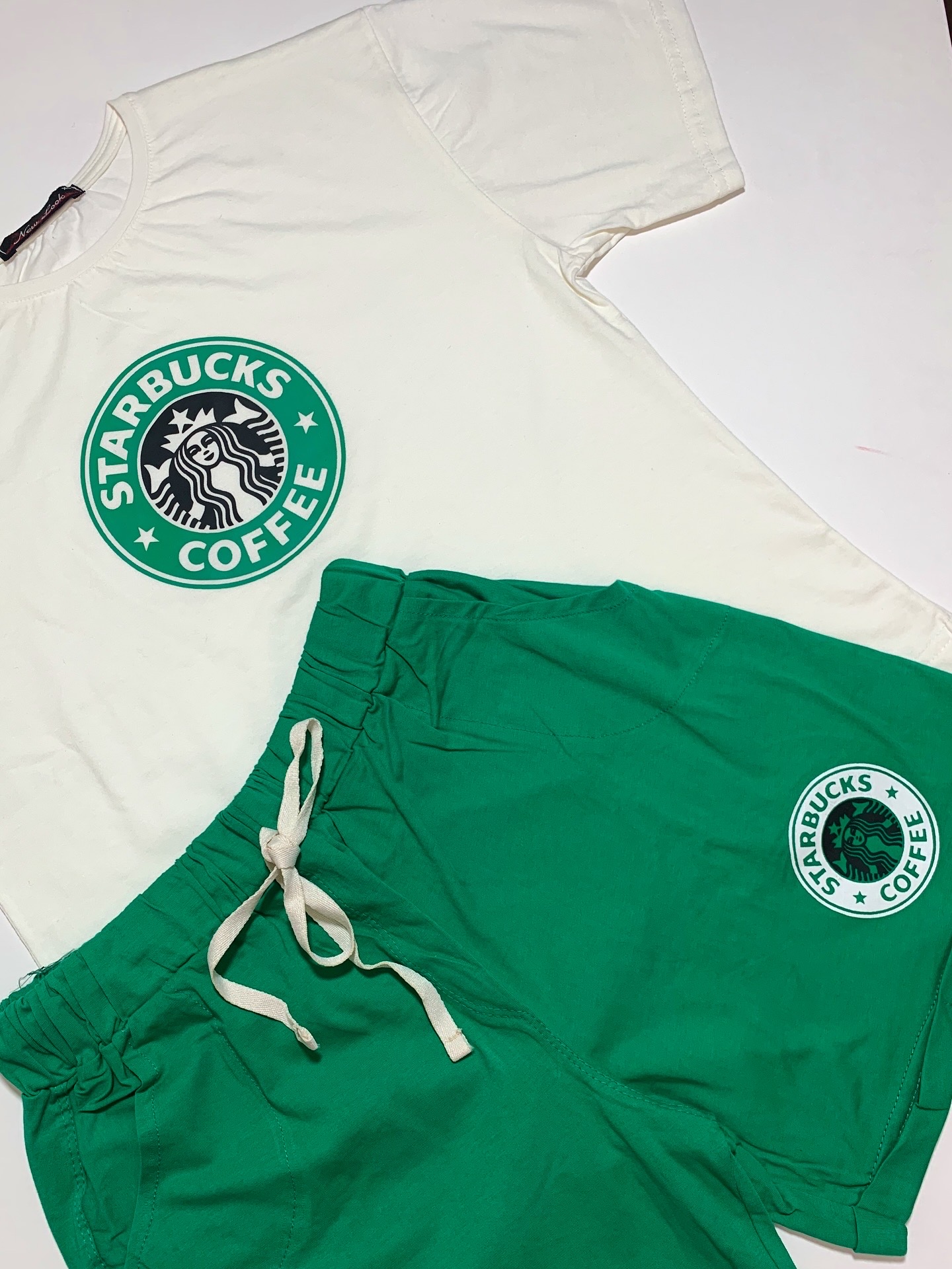 ست تیشرت شلوارک فانتزی - Thumbnail 1